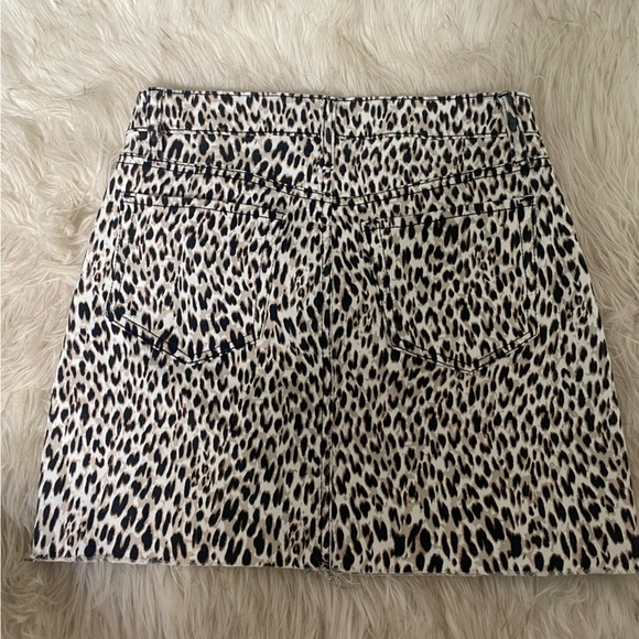Denim Cheetah print mini skirt - Picture 3 of 3